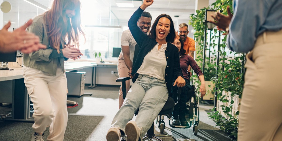 What Is Travel Mobility Scooter? What Are The Benefits And How To Utilize It