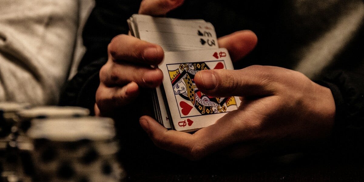 Exploring the Trustworthy Gambling Site and Scam Verification Community of Inavegas
