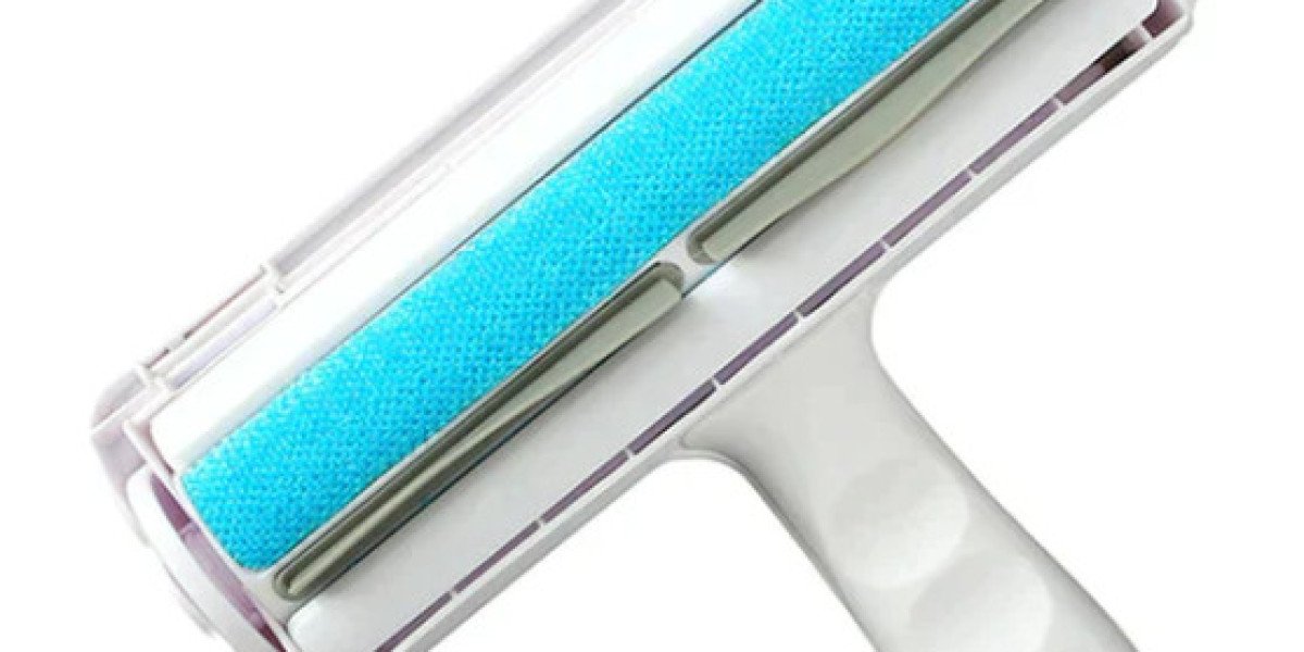 Use Opey Pet Knot Untying Comb for Mat Removal
