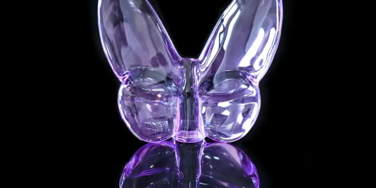Combining Art and Craft in Crystal Animal Gifts