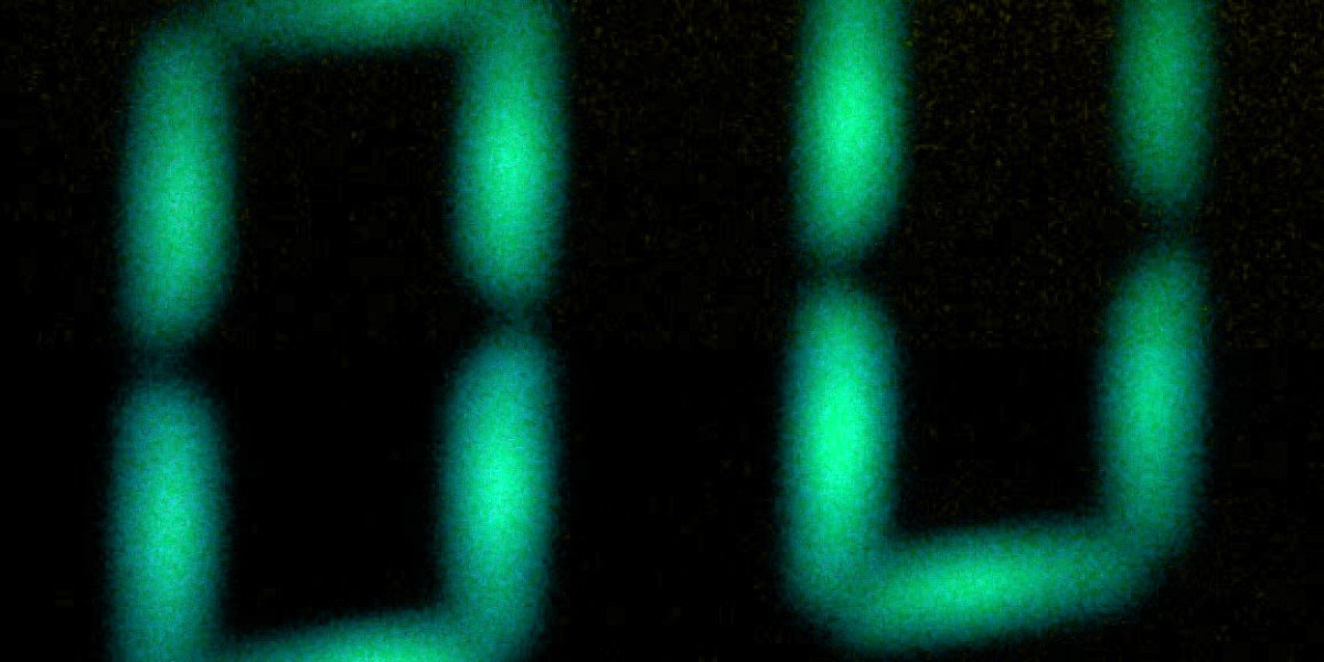 007: Казино Рояль 2006 Plot