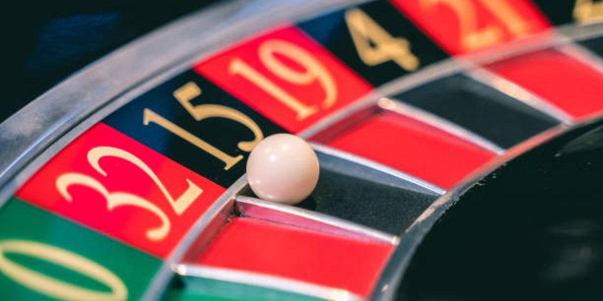 Die Evolution der Online-Casino-Boni: Von Willkommensangeboten zu Freispielen und ihre Auswirkungen auf die Spielerbindu